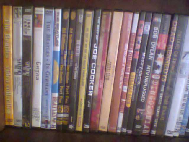 Продам: Коллекция рок-музыки 220 DVD дисков.