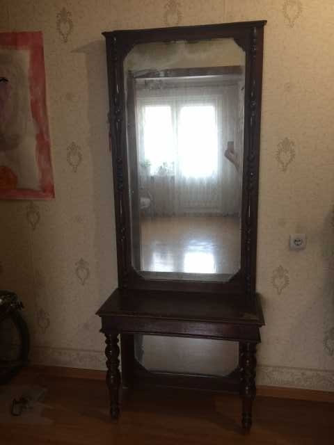 Продам: зеркало антикварное с консолью