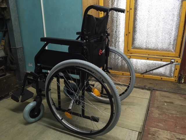 Продам: Продам кресло-коляску инвалидную Ortonic