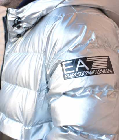 Продам: Куртка emporio armani