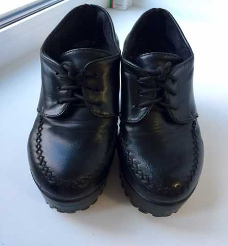 Продам: Демисезонные ботинки (35)