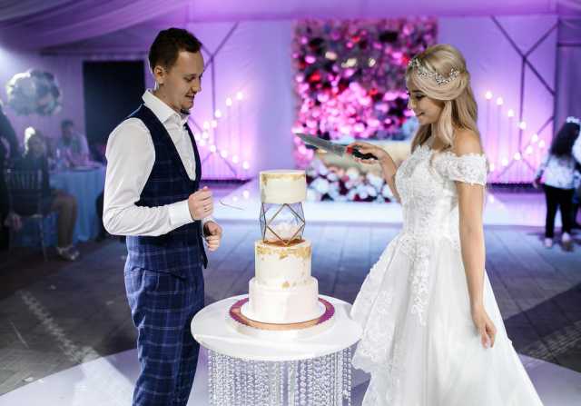 Предложение: Свадьба в Шатре за городом в Томске