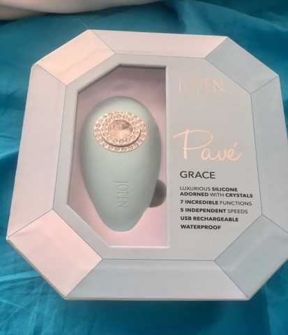 Продам: Вибромассажер Pave-Grace