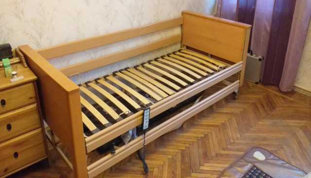 Продам: Мед.функциональная кровать ARMINIA II