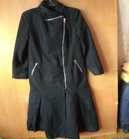 Продам: Стильное Пальто-плащ 44-46 размера