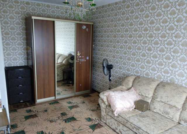 Продам: квартиру
