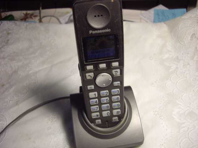 Продам: Радиотелефон Panasonic KX-TG810RU