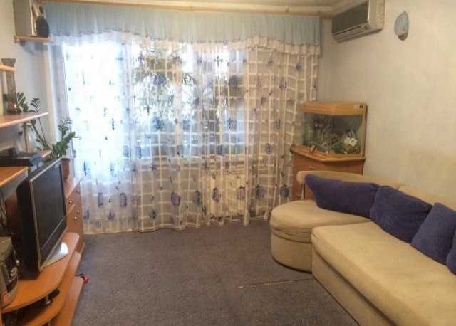 Продам: квартиру