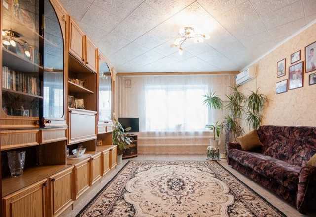 Продам: квартиру