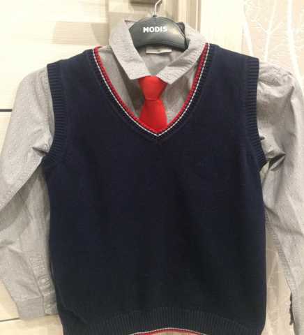 Продам: комплект школьной одежды для мальчика
