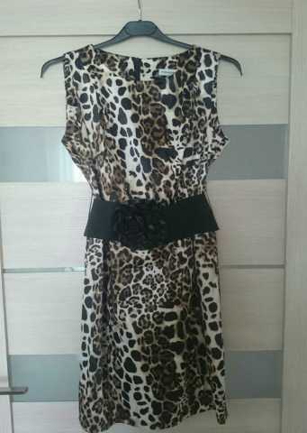 Продам: Платье-футляр с принтом "леопард"