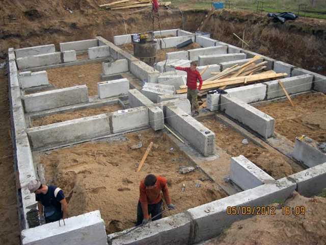 Предложение: Фундамент под дом построим