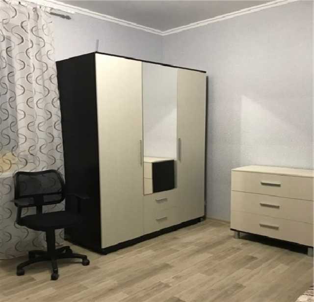 Продам: квартиру