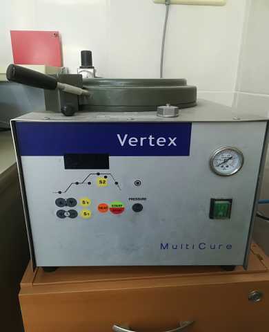 Продам: Полимеризатор Vertex Multicure с регулят