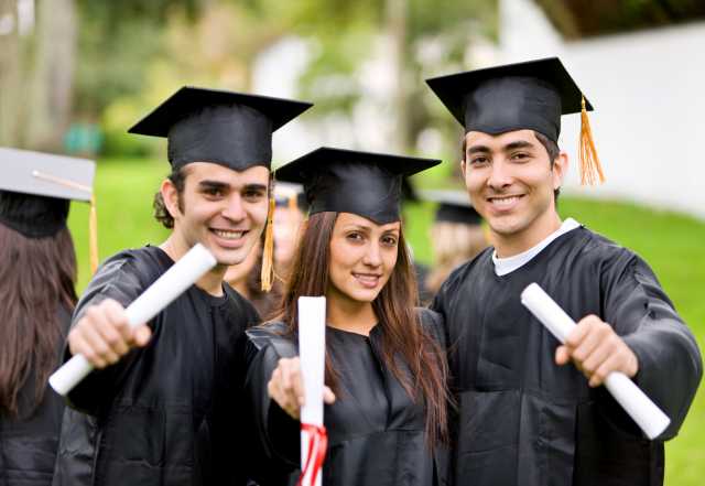 Вакансия: Требуются выпускники экономических специ