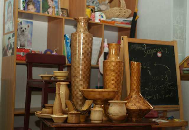 Продам: Интерьерные вазы из дерева