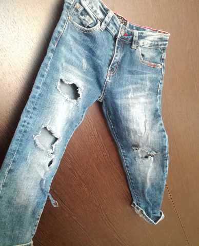 Продам: джинсы мальчиковые