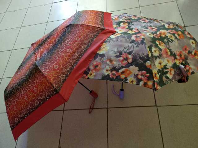 Продам: Зонт новый