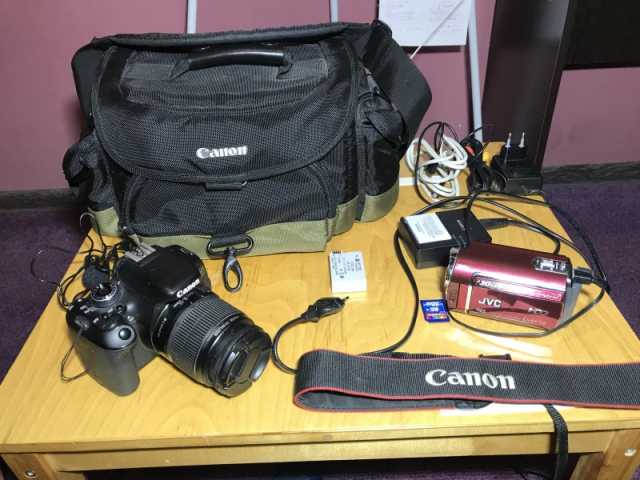 Продам: Conon 600D + Камера JVC