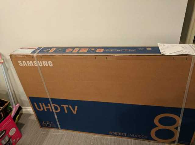 Продам: Samsung NU8000 Flat 65" 4K UHD 8 Series