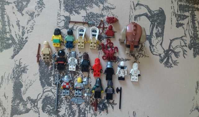 Продам: Lego Minifigures ( Mix Pack )