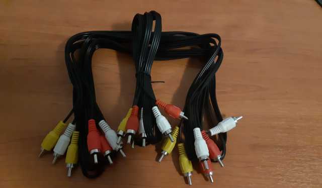 Продам: Аудио-видео кабель 3RCA тюльпан