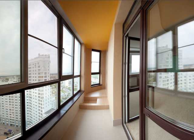 Предложение: Остекление любой сложности,Балконы
