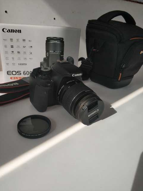 Продам: Canon 600D Kit 18-5