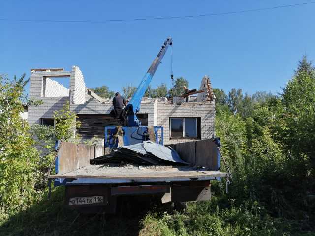 Предложение: Демонтаж слом снос здания дома дачи бани