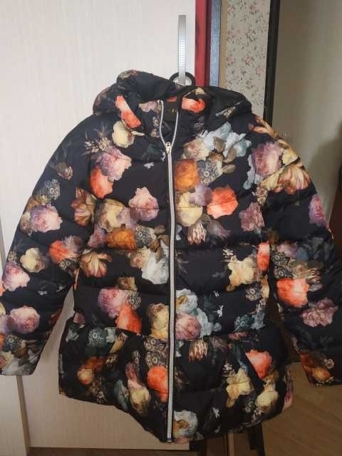 Продам: Куртка для девочки р. 146 б/у