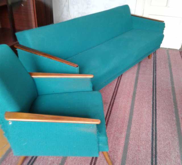 Отдам даром: диван-кровать и кресла