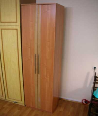 Продам: Шкаф с полками для небольшой комнаты