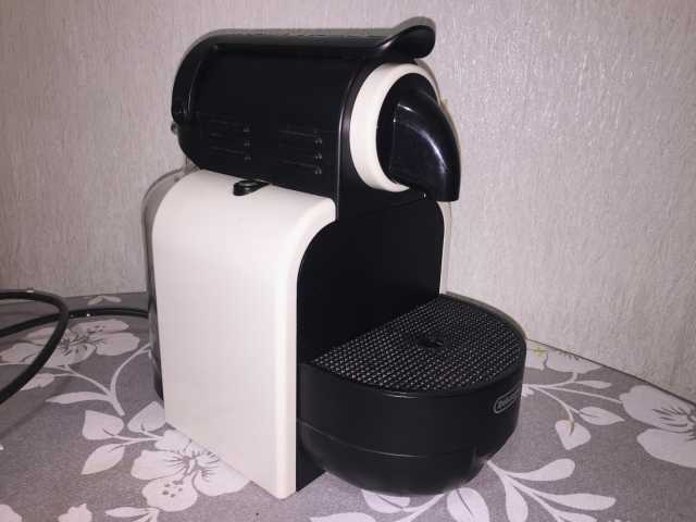 Продам: Кофемашина Nespresso Essenza