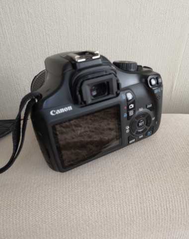 Продам: Фотоаппарат Canon 1100d