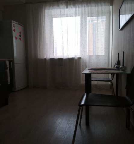 Продам: квартиру