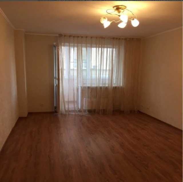Продам: квартиру