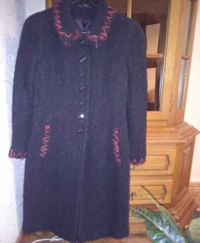 Продам: пальто женское буклированное