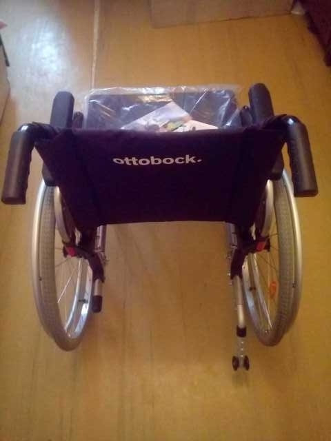 Продам: Кресло коляска для инвалидов