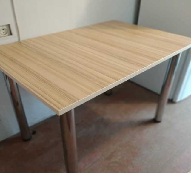 Продам: Новый стол