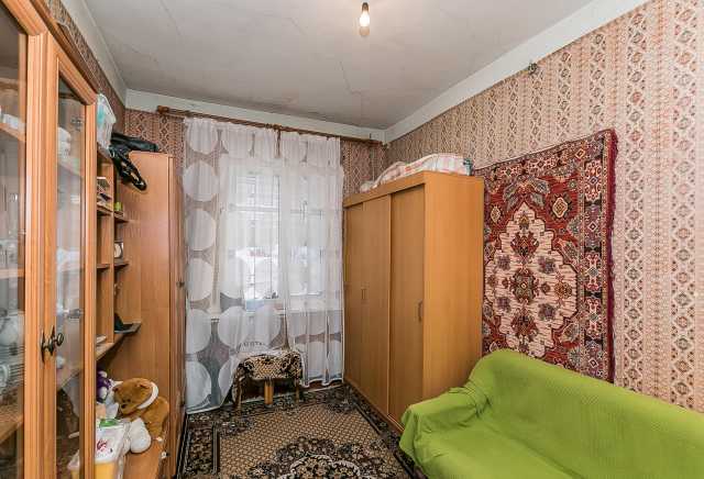 Продам: квартиру