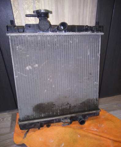Продам: Радиатор охлаждения двигателя Ниссан-мар