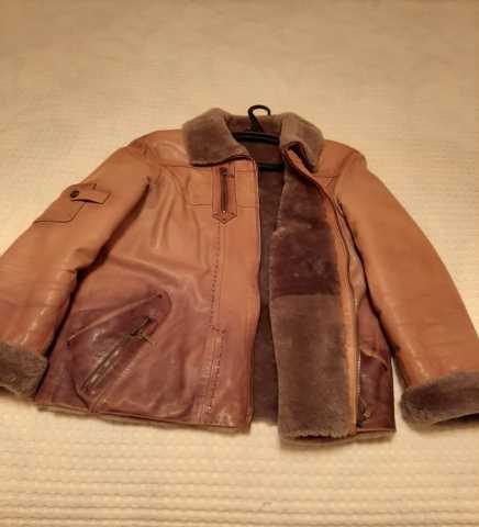 Продам: Куртка мужская коженая коричневая