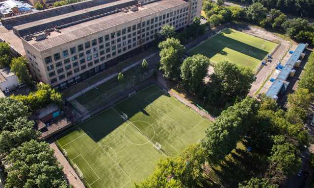 Предложение: Аренда футбольного поля в центре Москвы