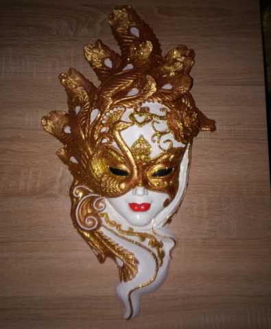 Продам: Панно на стену Венецианская маска Павлин