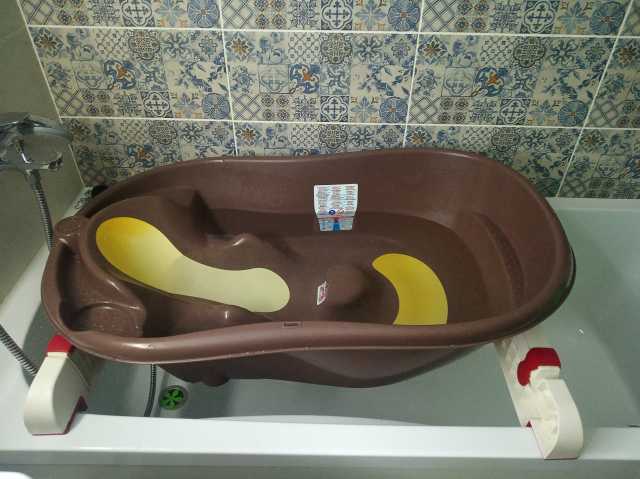 Продам: Ванночка для купания младенцев