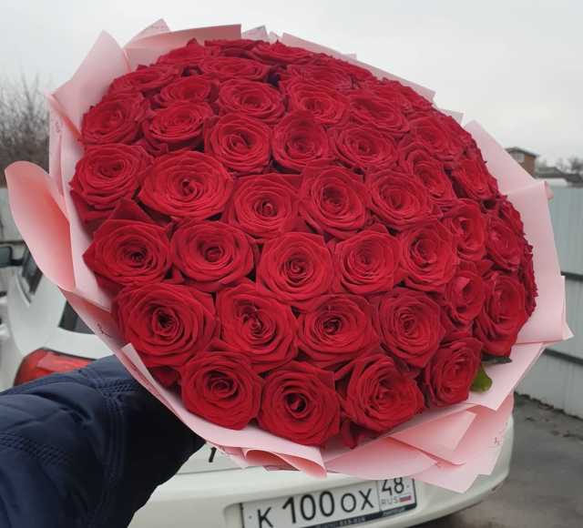 Продам: Доставка цветов коробка 51 роза