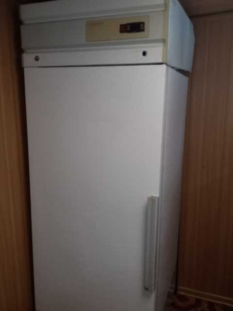 Продам: холодильный шкаф