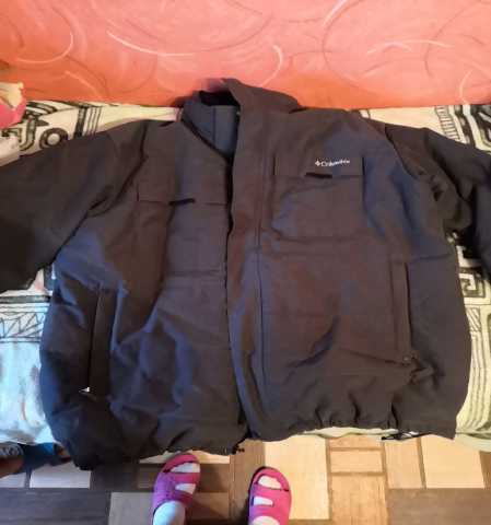Продам: Продаю мужскую куртку Columbia (серую)