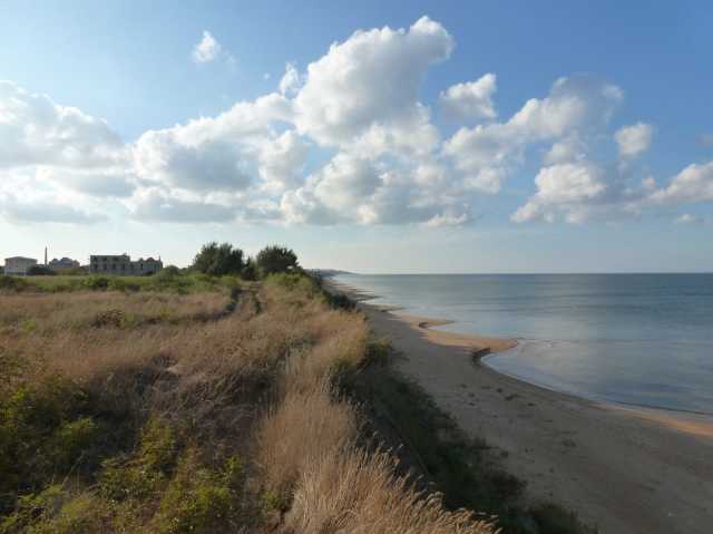 Продам: Участок на берегу Азовского моря