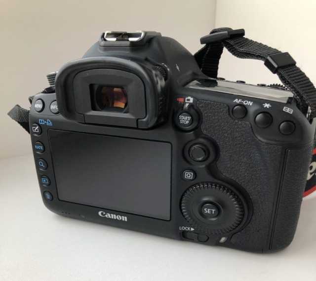 Продам: Canon EOS 5D Mark III Body